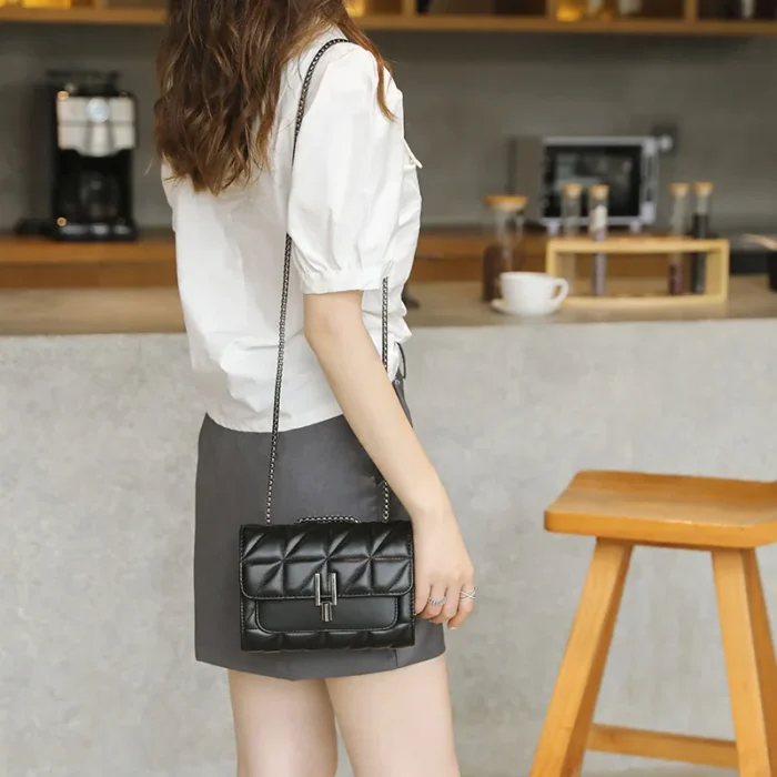 Women Luxury Designer genuine Bags Leather Chain Women Handbags Shoulder Female bag New Casual Fashion Ladies Messenger Bags - Image 4