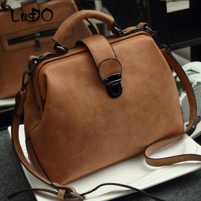 Fashion New Retro Women Doctor Bag 2024 Leather Handbag