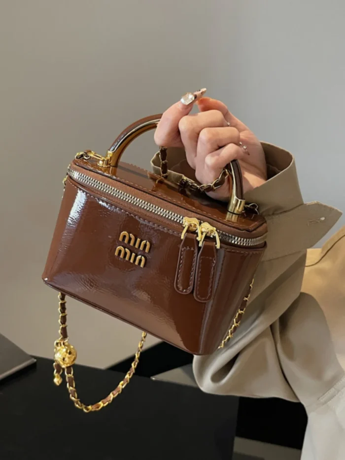 Fashion glossy box bag female light luxury Korean version of one-shoulder messenger small square bag high-end mobile phone bag - Image 3