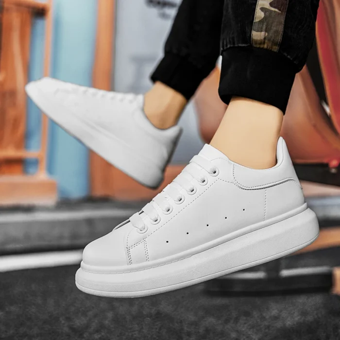Small white shoes men spring trend all match breathable casual men's shoes 2025 new sports student flat shoes - Image 4