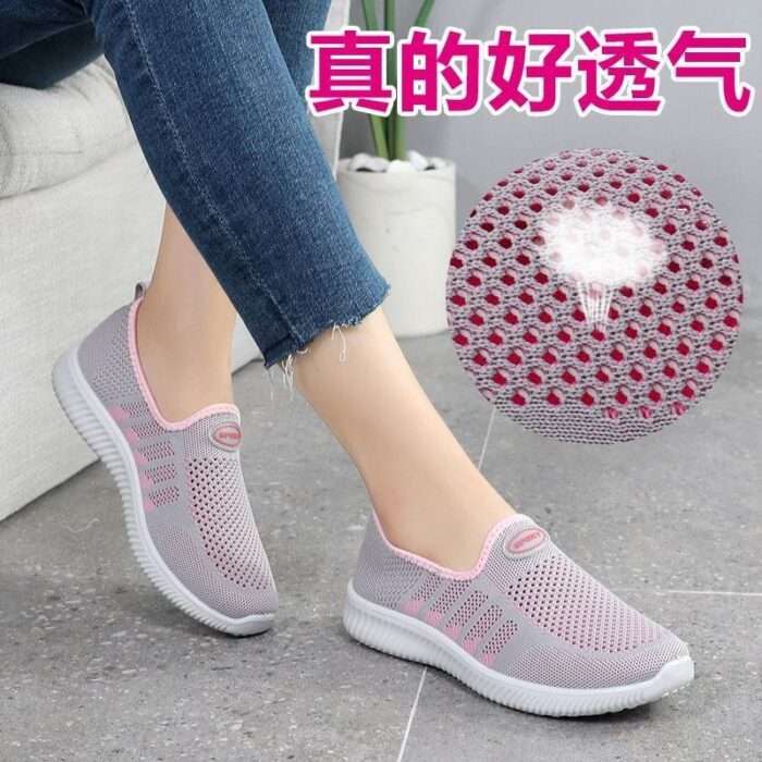 Ladies sports shoes