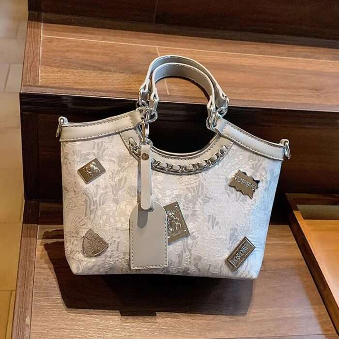 Large capacity bag for women 2025 new autumn and winter versatile crossbody bag texture popular one-shoulder class commuting tote bag - Image 4