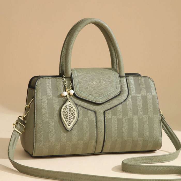 Genuine leather light luxury high-end women's handbag 2025 new trend middle-aged mother bag large capacity versatile crossbody bag - Image 5