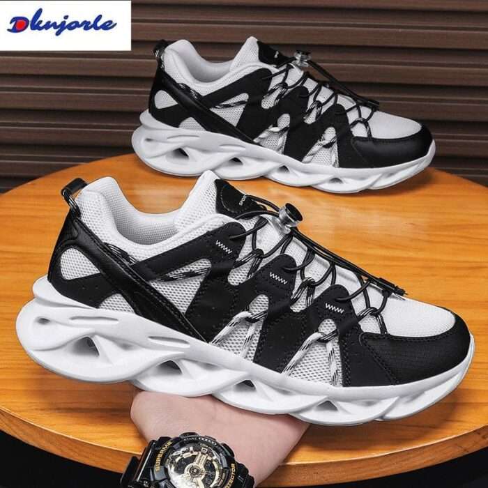Men's shoes 2025 mesh breathable flying weaving running shoes men's one pedal non-slip sneakers all-match casual shoes - Image 2