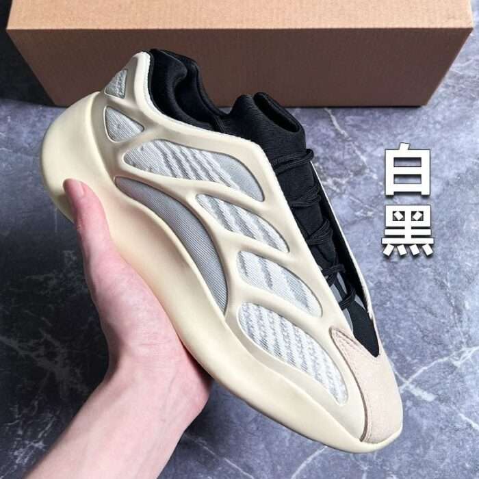 Boost 700 V3 breathable trending comfortable men women shoes - Image 2