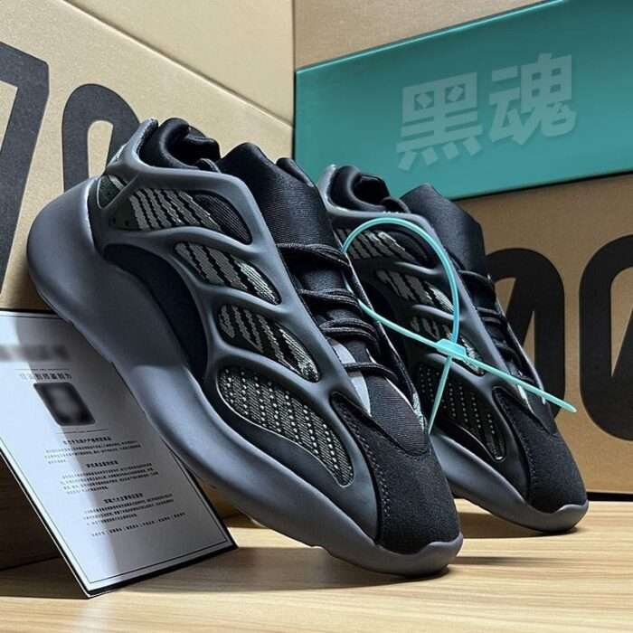 Boost 700 V3 breathable trending comfortable men women shoes - Image 9