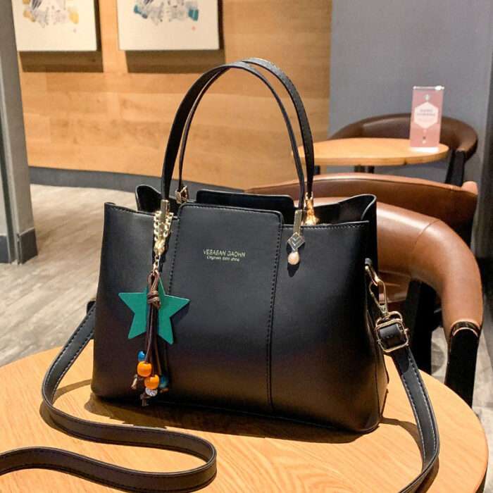Women's bags new winter fashion trend large bag shoulder bag letter ladies handbags ladies - Image 4