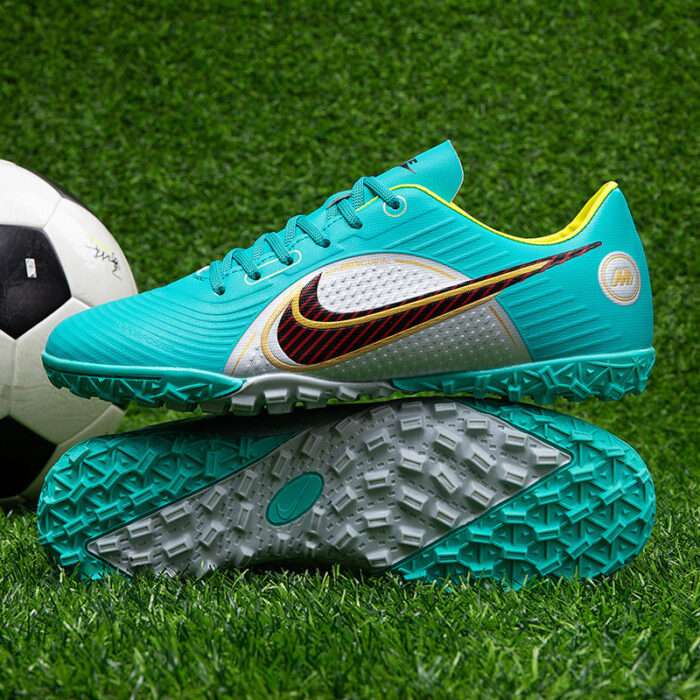 Football shoes assassin 15 air cushion long spike knitted waterproof student FG high and low Luo same style human grass training competition - Image 2