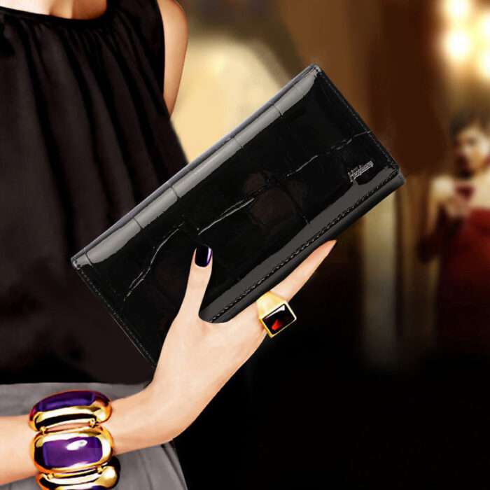 Fashionable genuine leather long small handbag for women 2025 spring and summer bright leather hand-held wallet atmospheric foldable large capacity wallet - Image 3