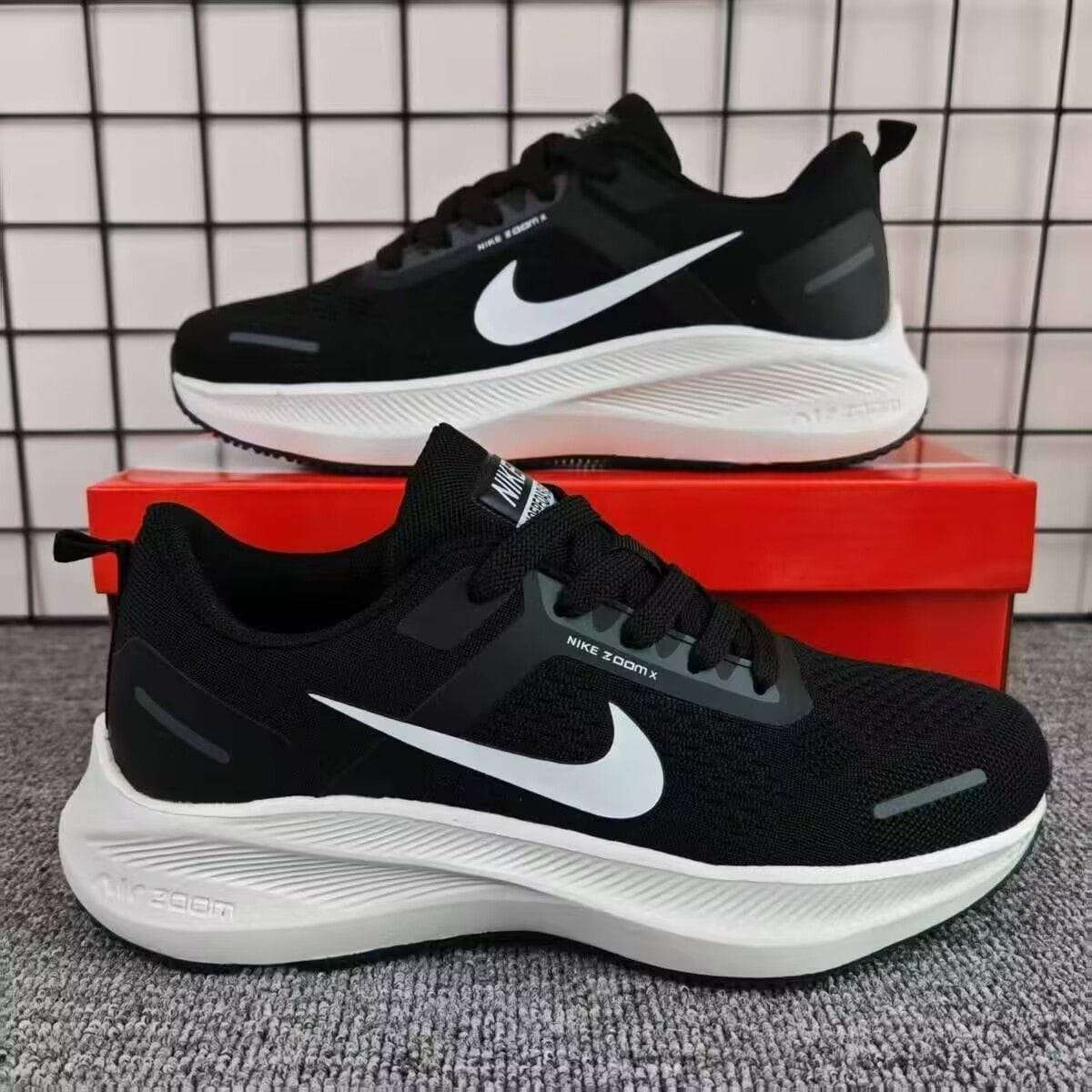 Nike sports shoes