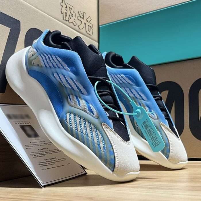 Boost 700 V3 breathable trending comfortable men women shoes - Image 4