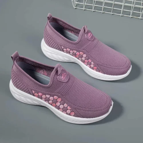 Women's cloth shoes, elderly sports and leisure shoes, anti slip soft sole,velvet comfortable,middle-aged and elderly mesh shoes