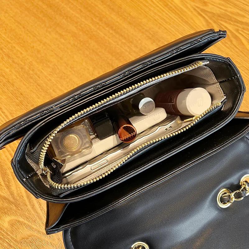 2024 New Lingge Women's Bag Small Fragrant Wind Crossbody Chain Bag Small Square Bag Fashionable One Shoulder Women's Bag Multi - Image 3