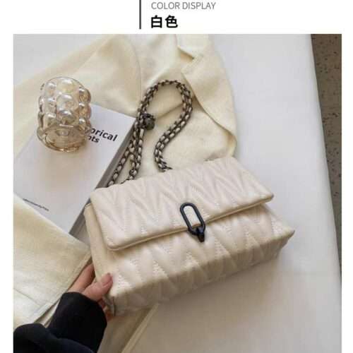 High-quality textured bag for women 2025 new style super hot versatile niche light luxury diamond chain bag shoulder messenger bag